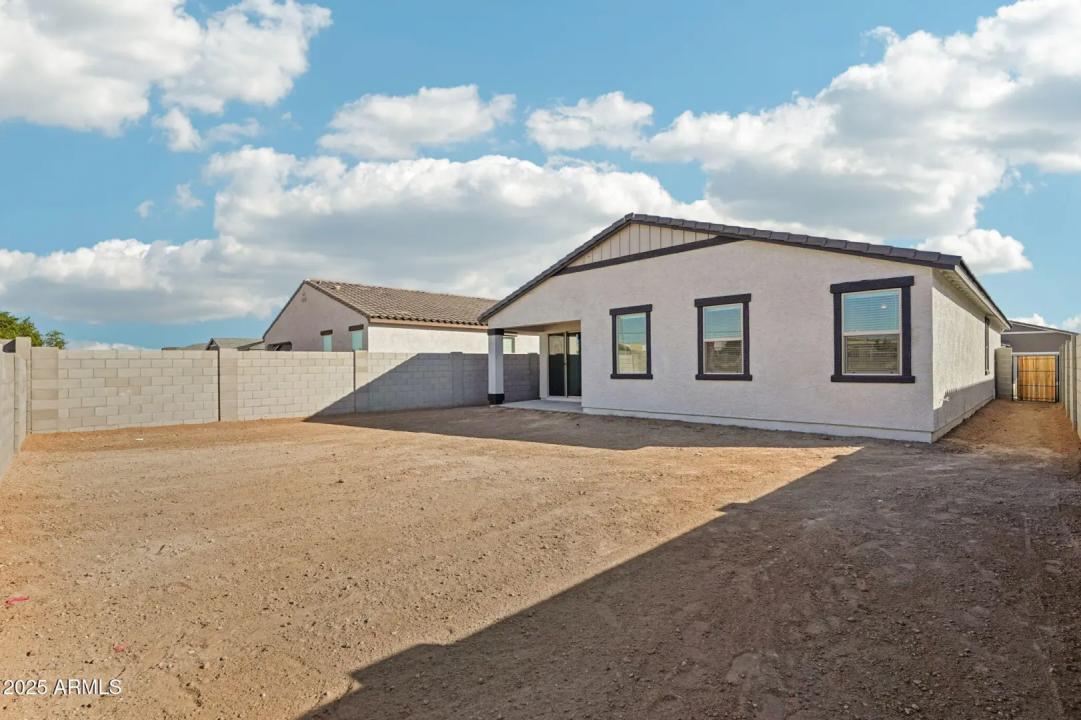 Real Estate Picture 36