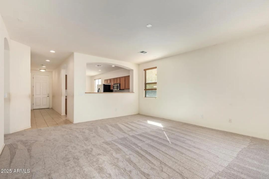 Real Estate Picture 6
