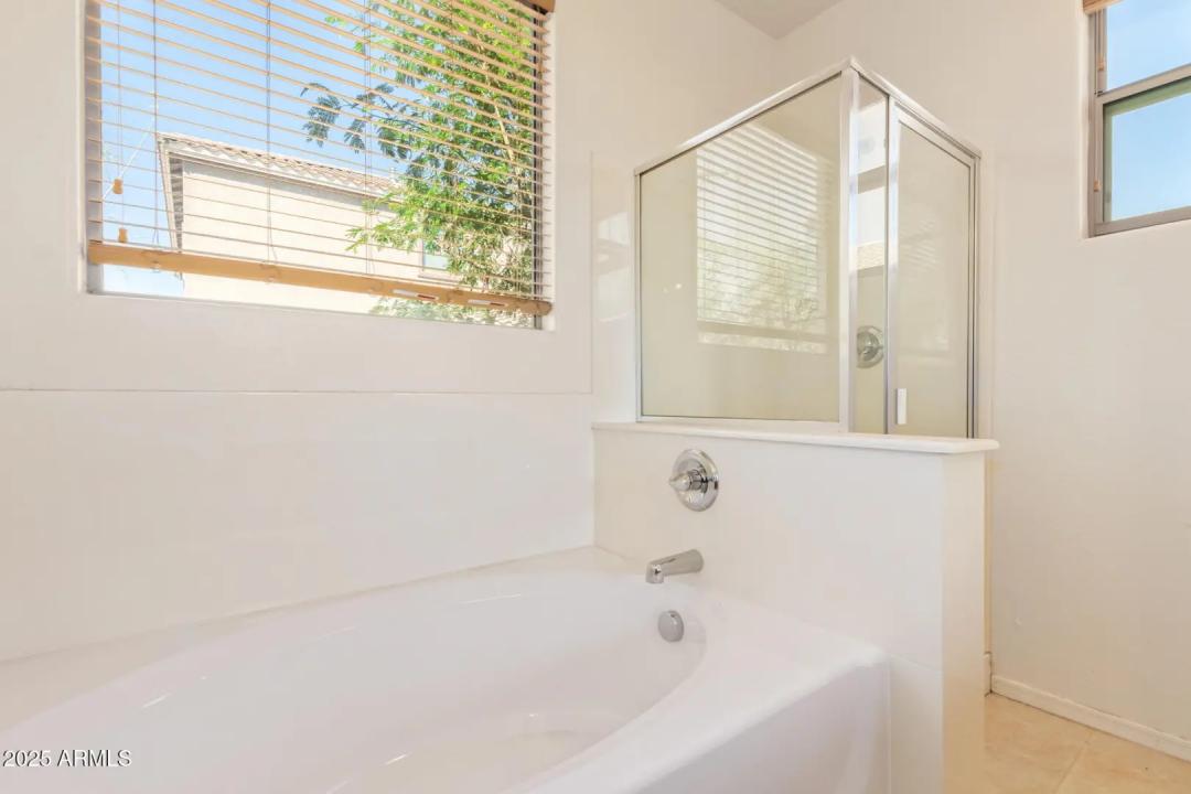 Real Estate Picture 17