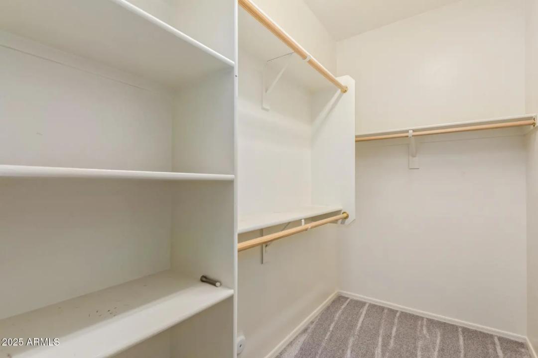 Real Estate Picture 18