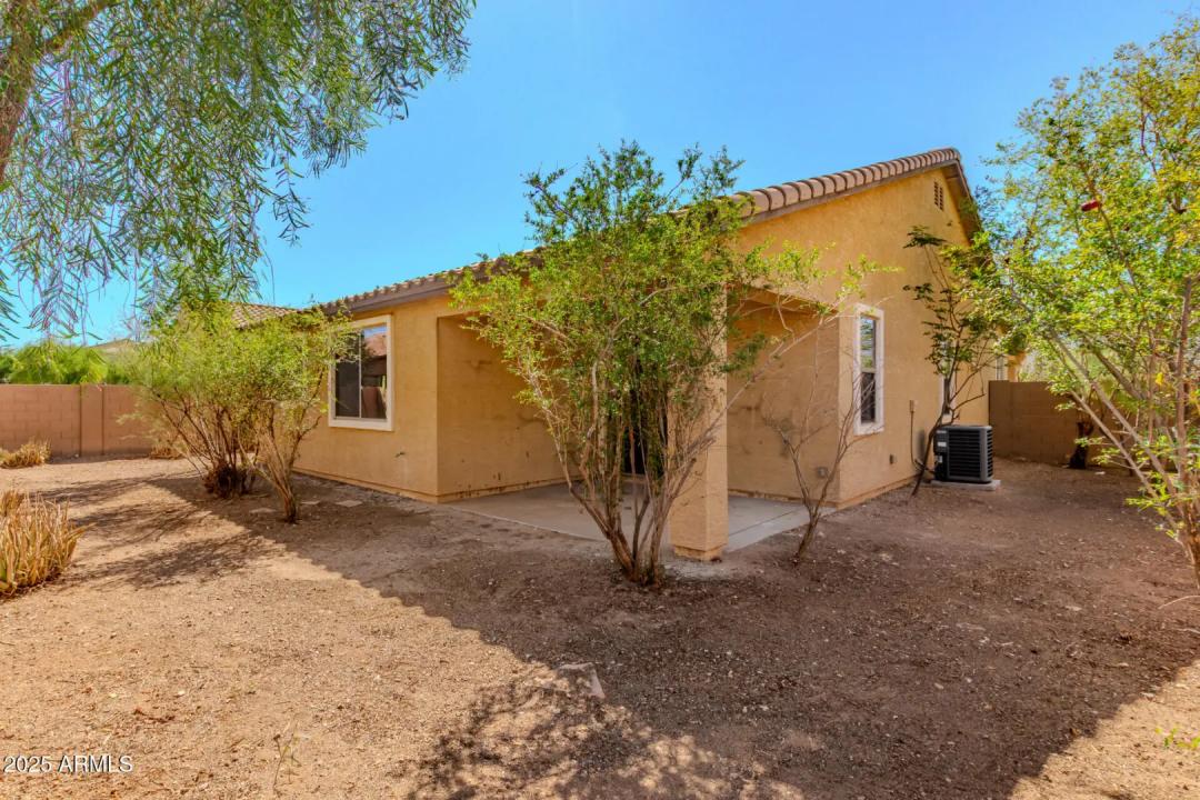 Real Estate Picture 25