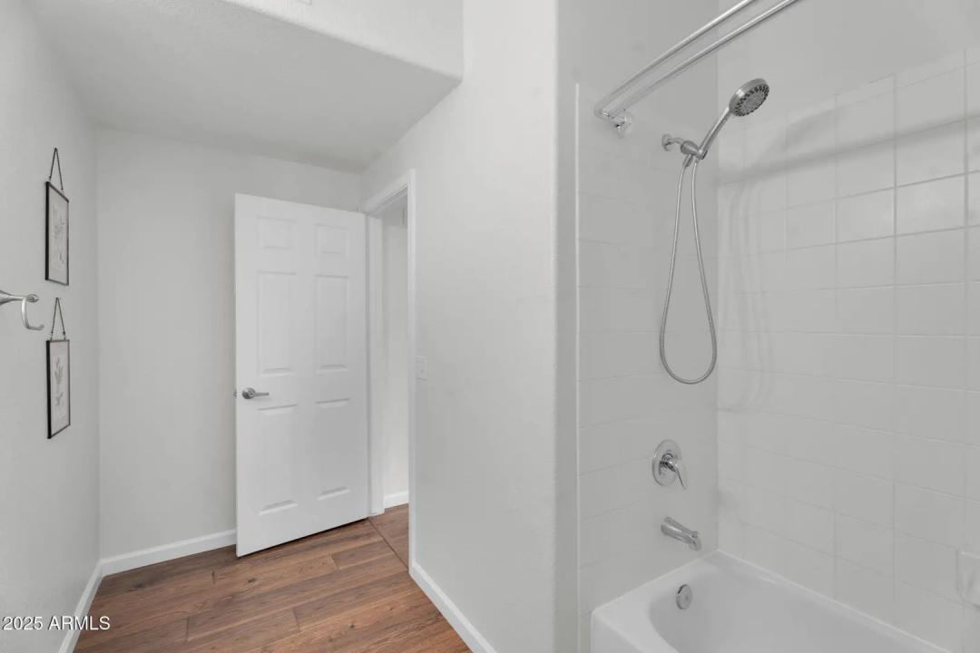 Real Estate Picture 21