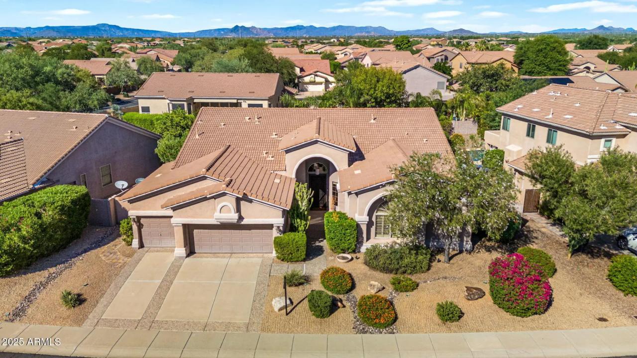 Real Estate Picture 1