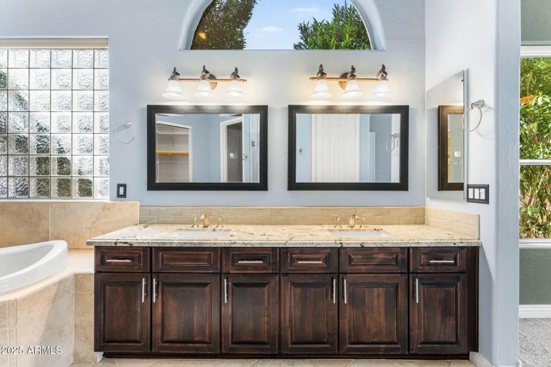Real Estate Picture 21