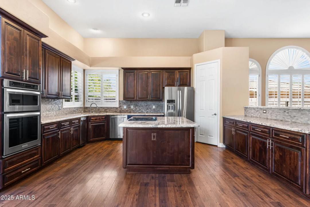 Real Estate Picture 2