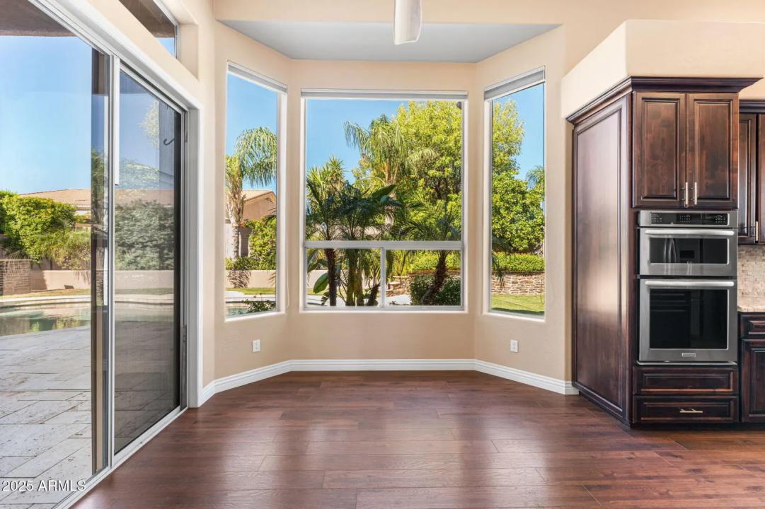 Real Estate Picture 13