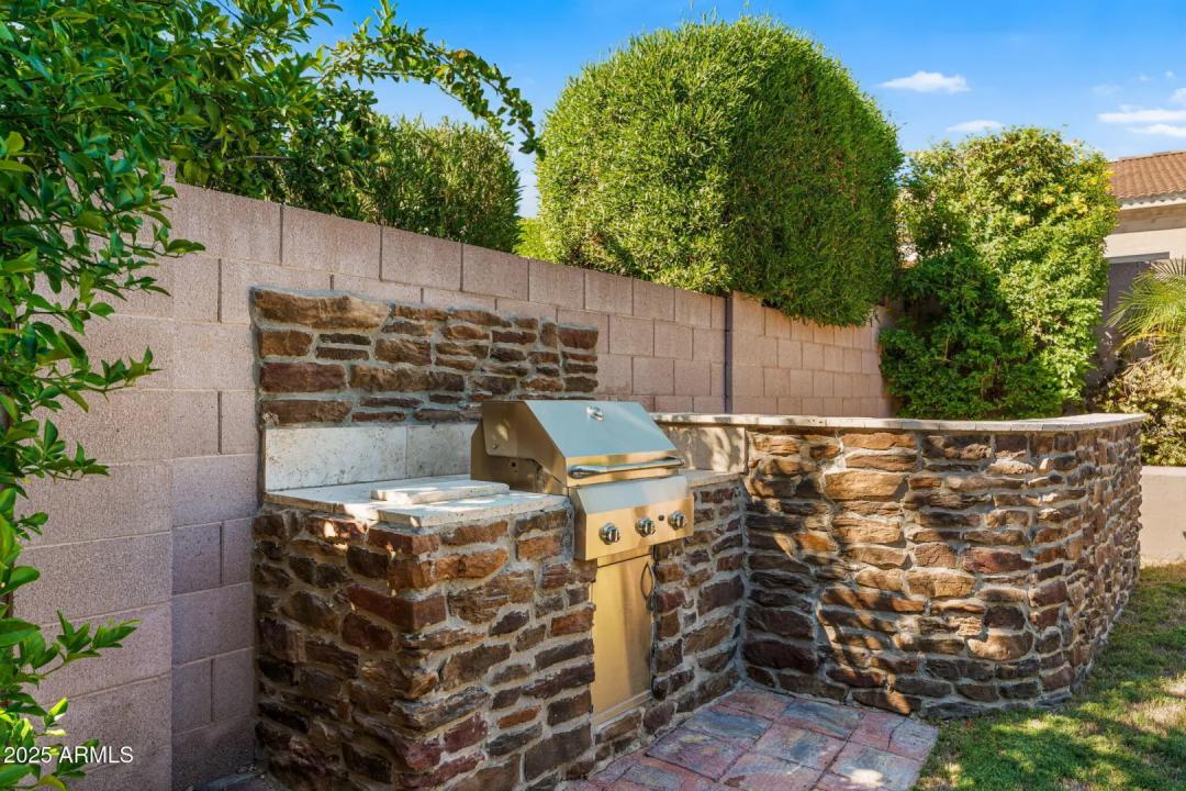 Real Estate Picture 41