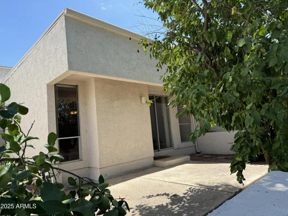 Real Estate Picture 13