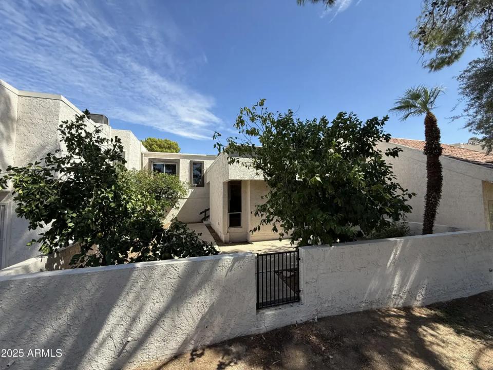 Real Estate Picture 15