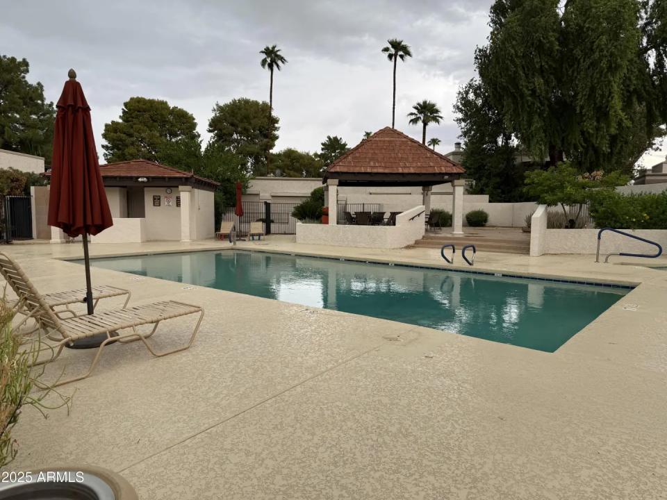 Real Estate Picture 21