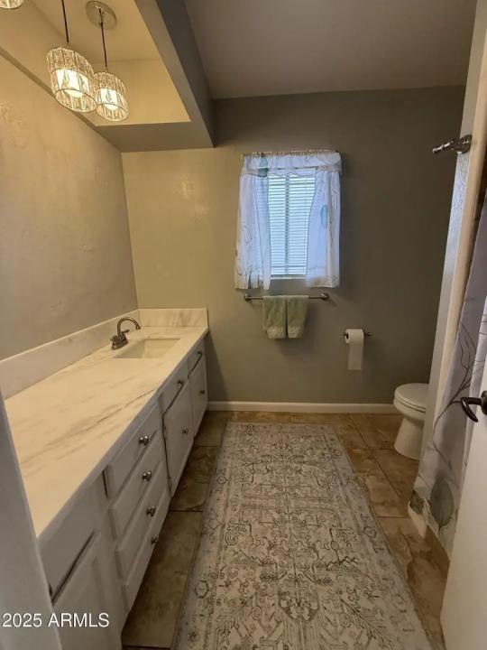 Real Estate Picture 12