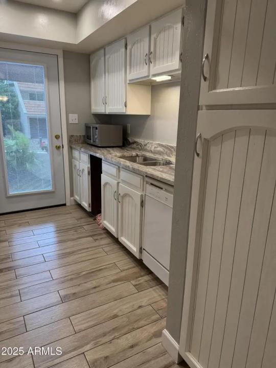 Real Estate Picture 5