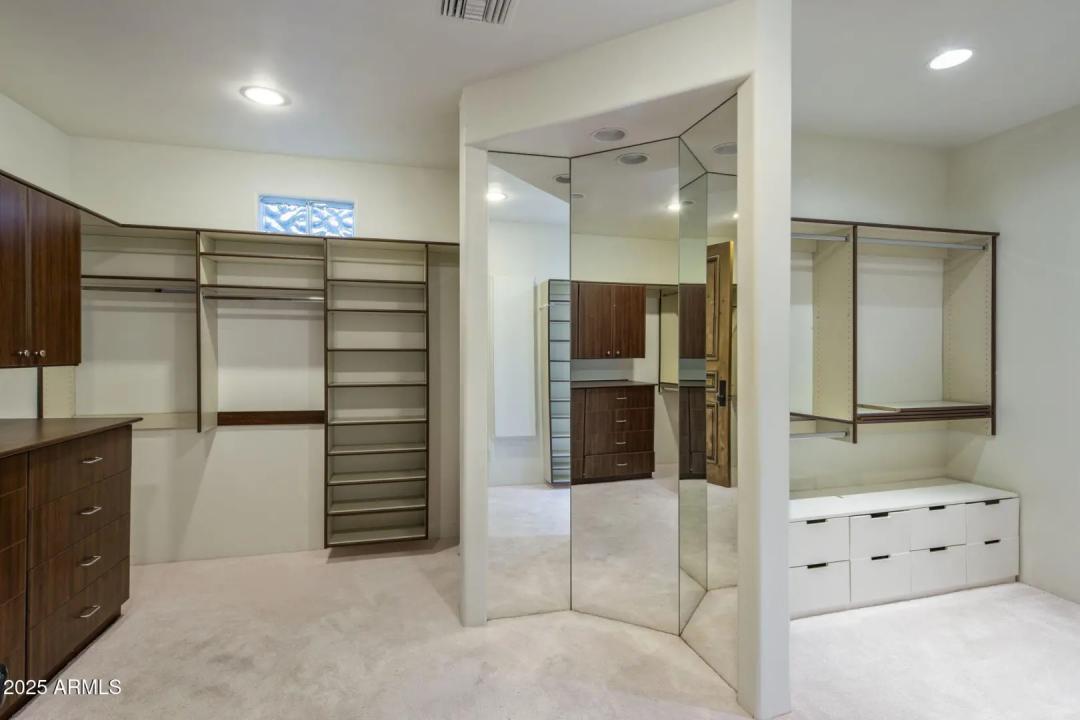 Real Estate Picture 30