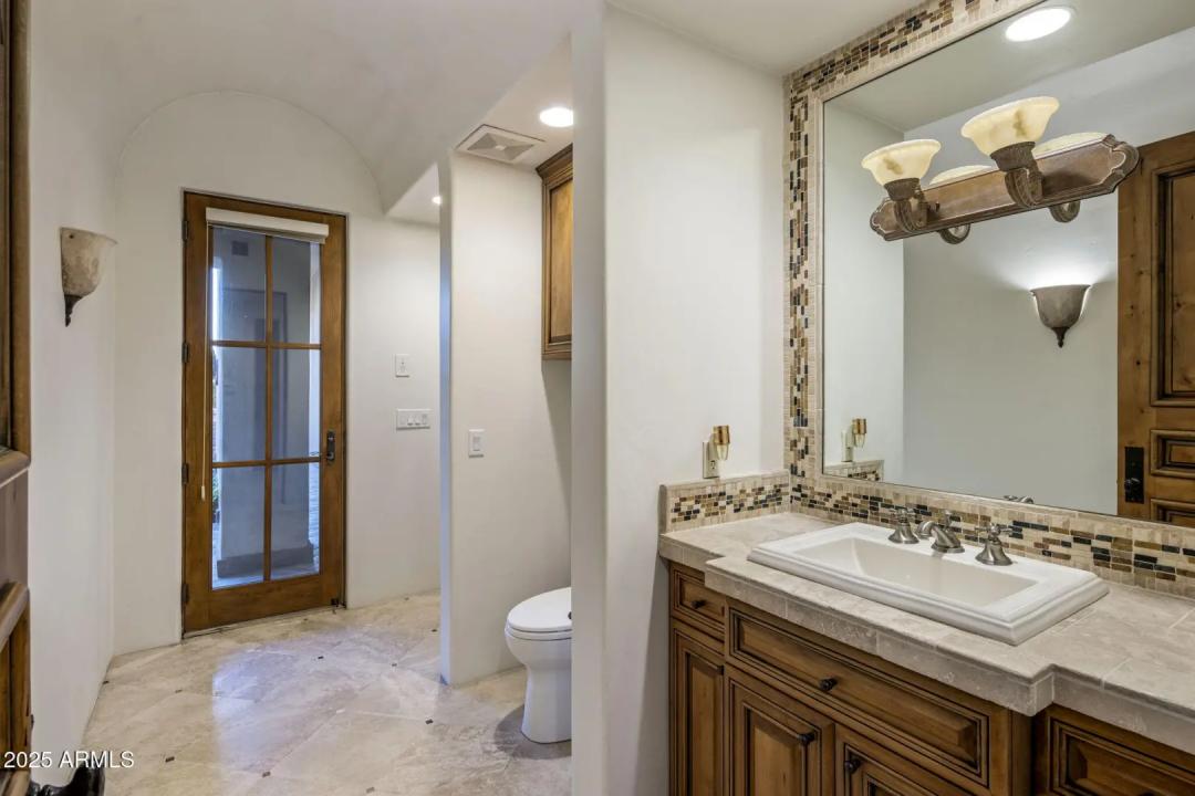 Real Estate Picture 36