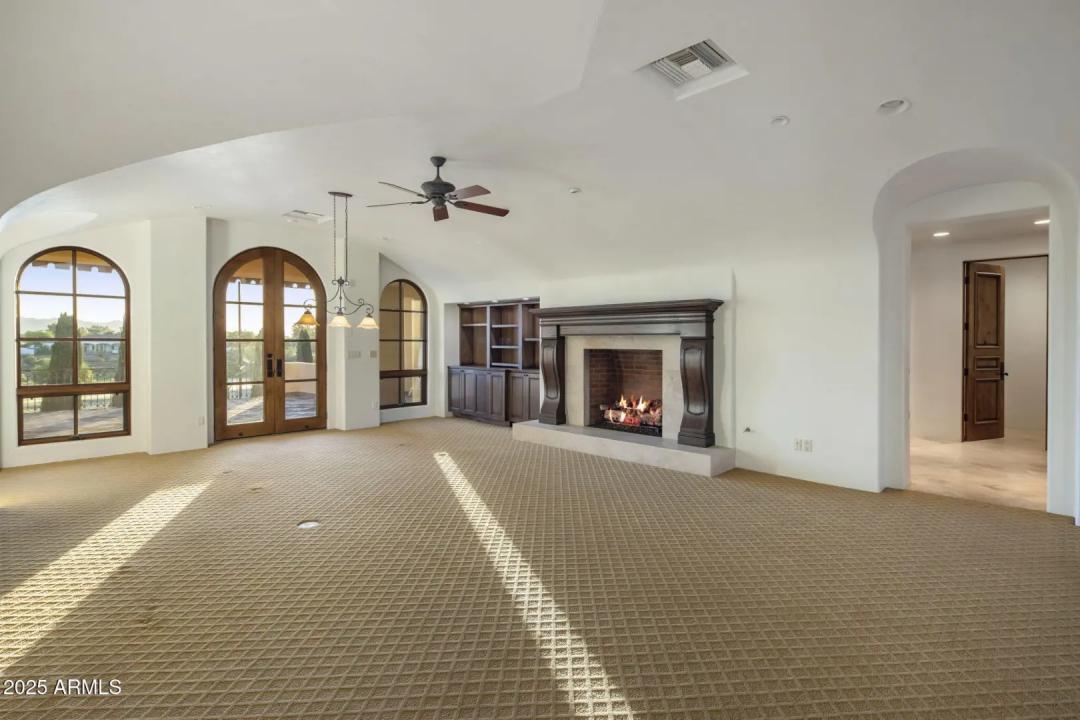 Real Estate Picture 39