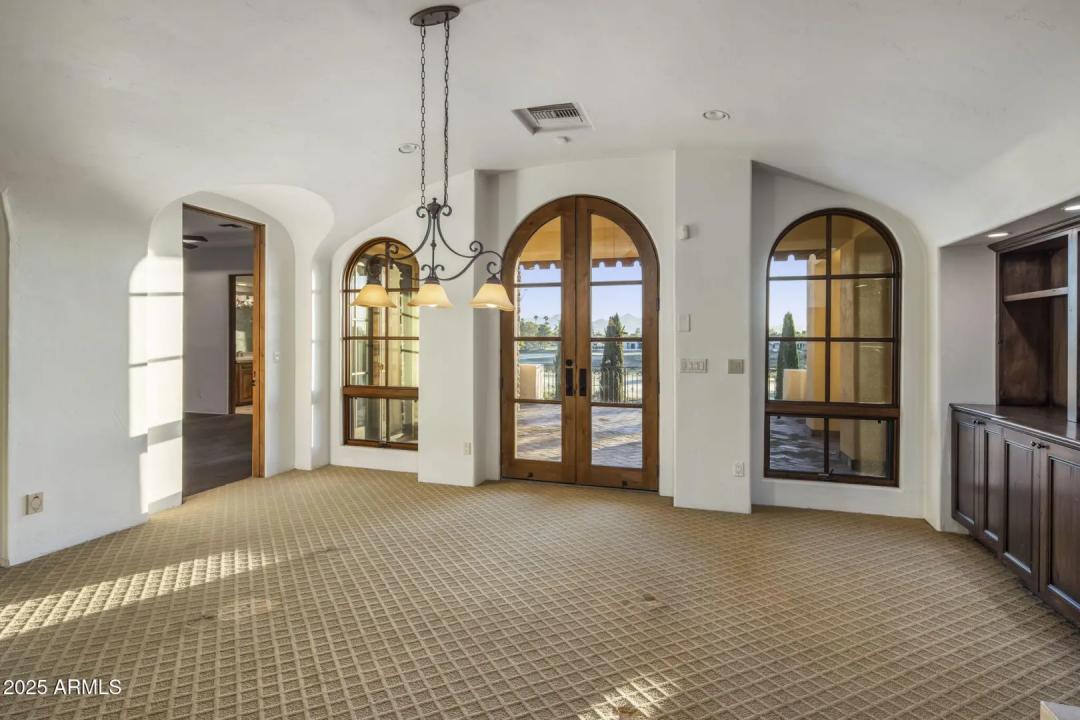 Real Estate Picture 40