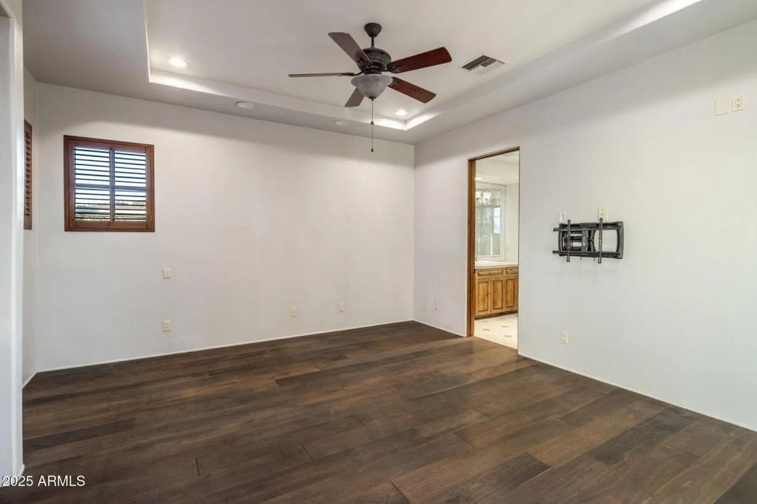 Real Estate Picture 42