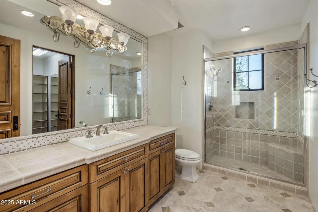 Real Estate Picture 44
