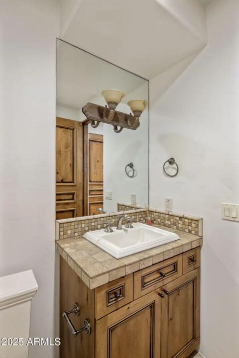 Real Estate Picture 46