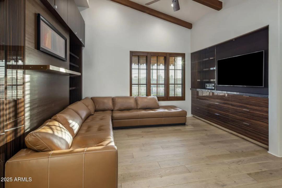 Real Estate Picture 49