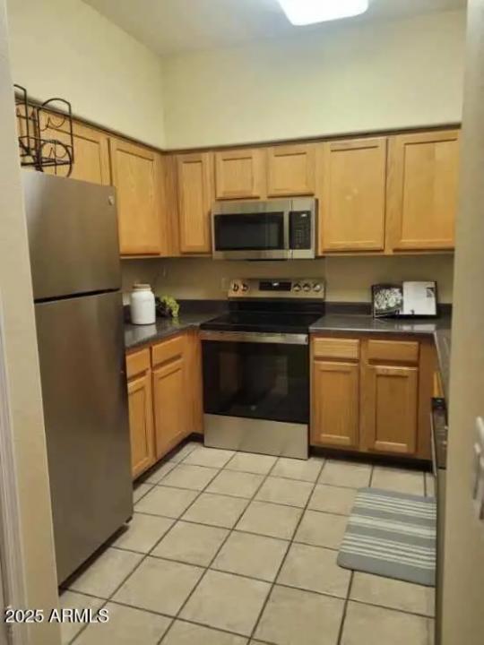 Real Estate Picture 11