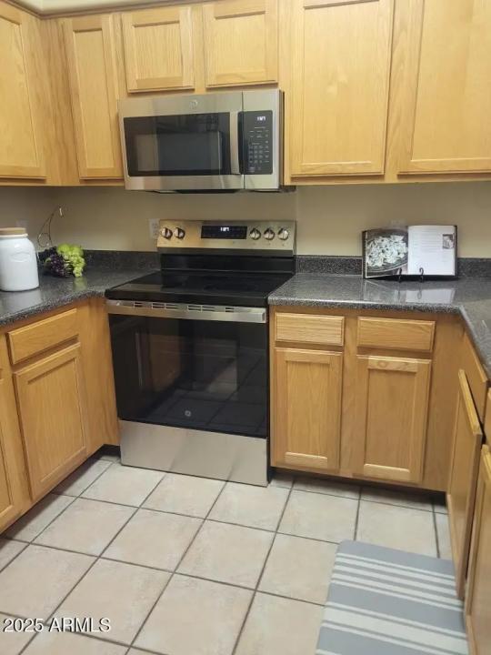 Real Estate Picture 12