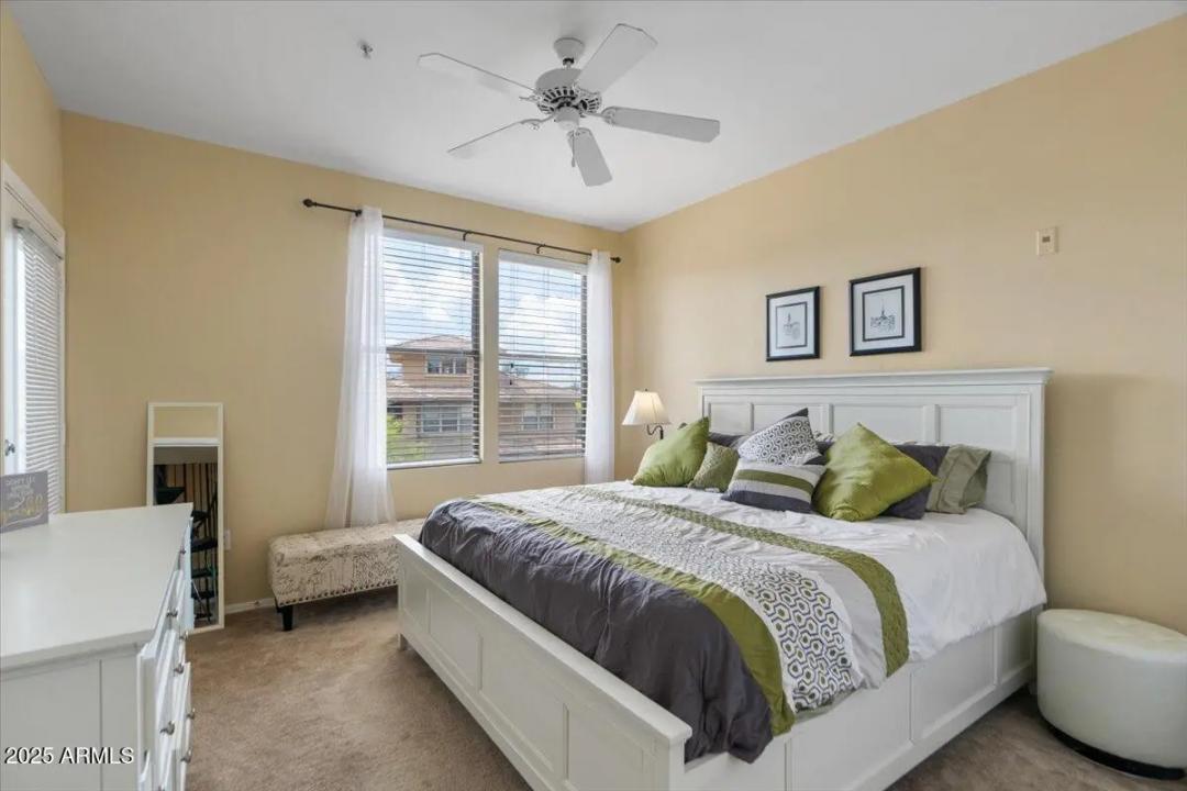 Real Estate Picture 15