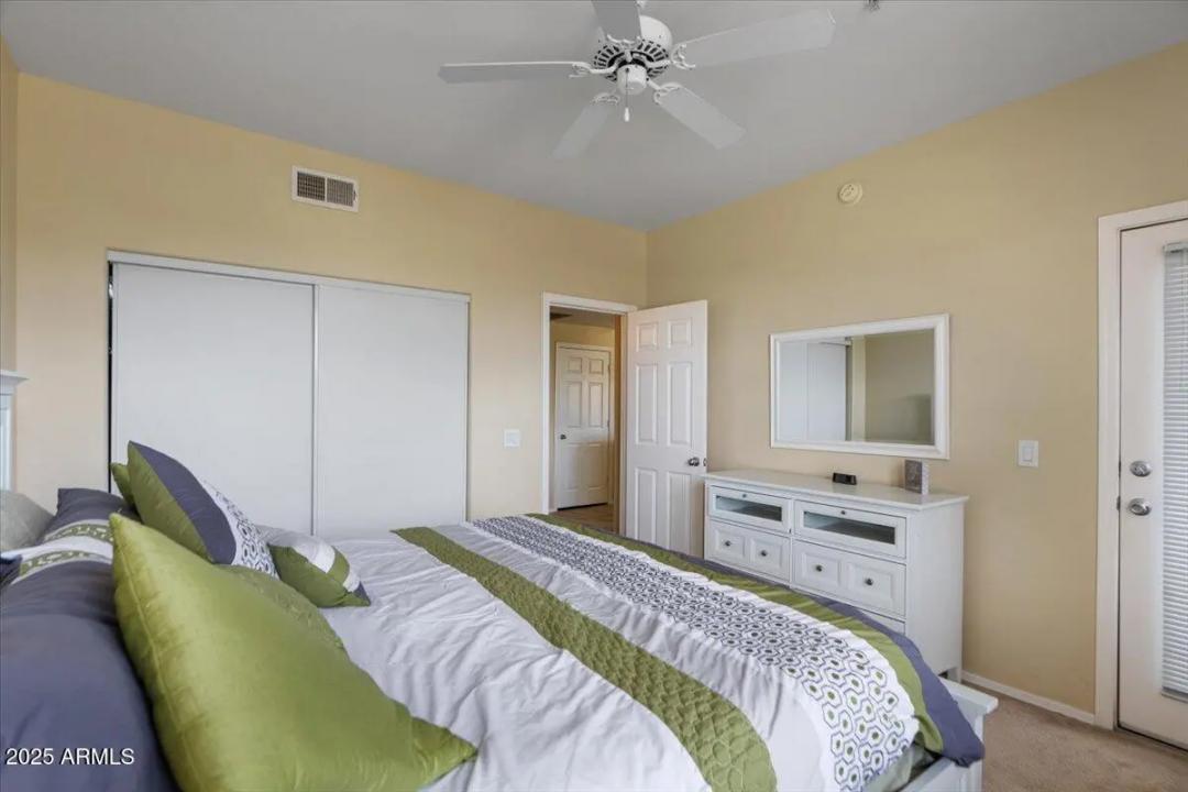 Real Estate Picture 16