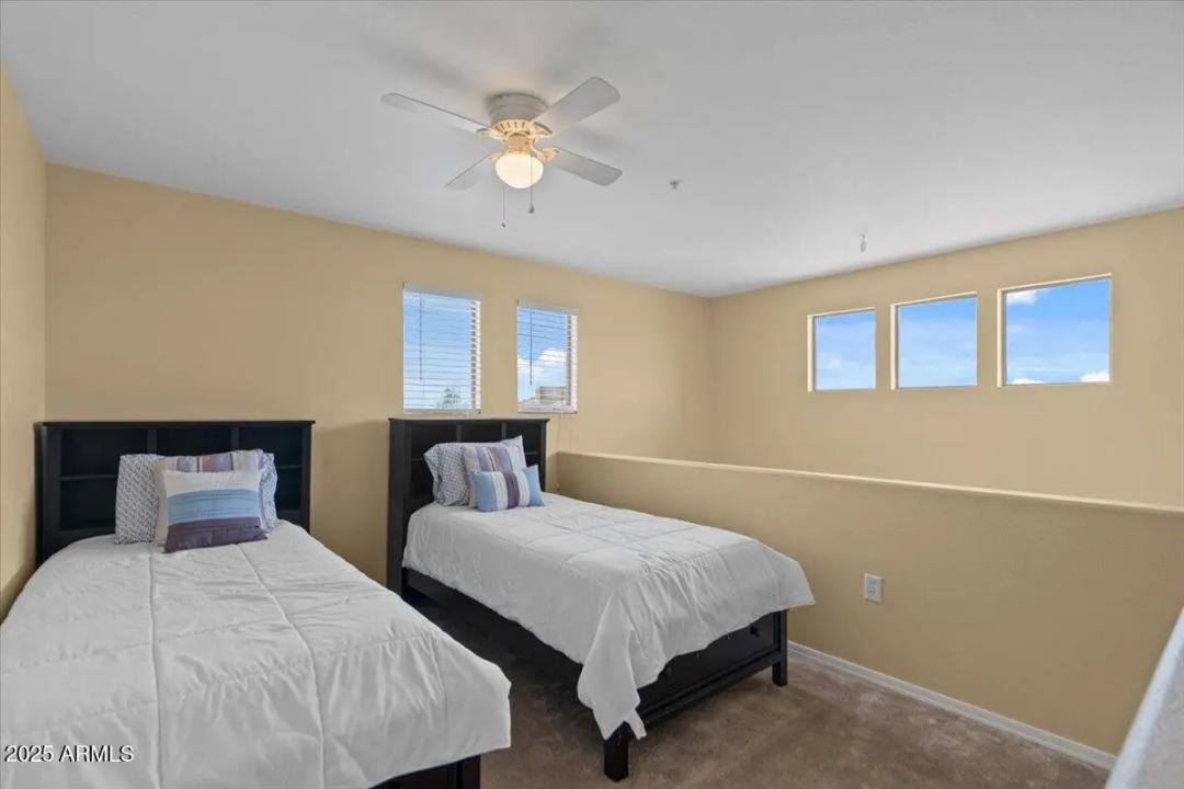 Real Estate Picture 19