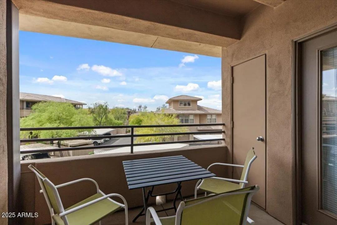 Real Estate Picture 20