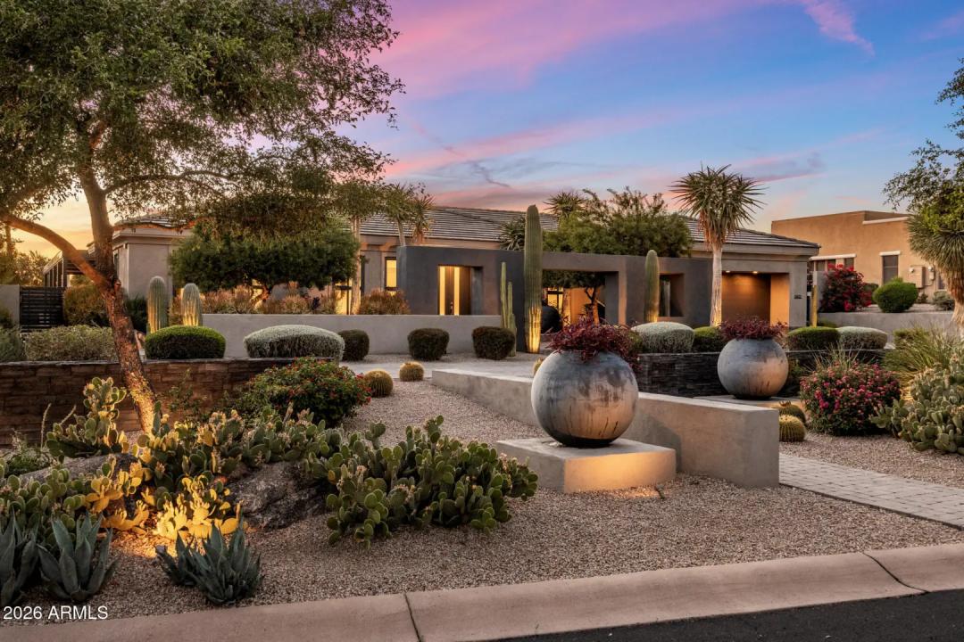 Real Estate Picture 7