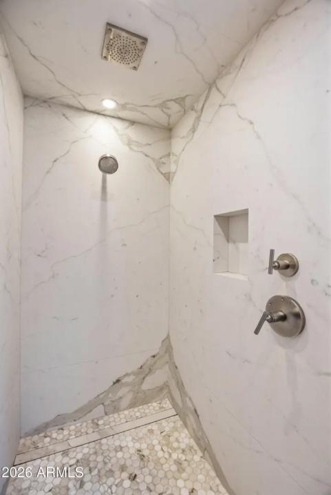 Real Estate Picture 22