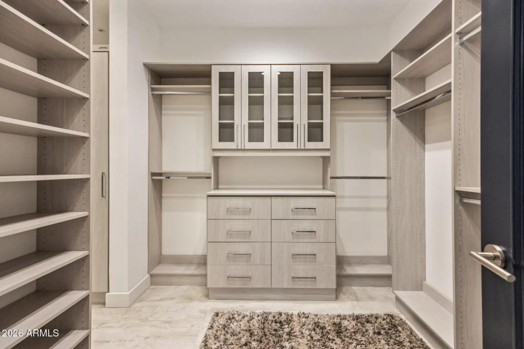 Real Estate Picture 24