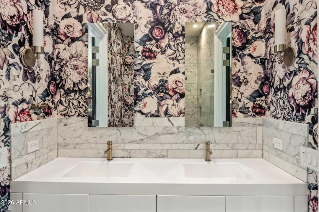 Real Estate Picture 26