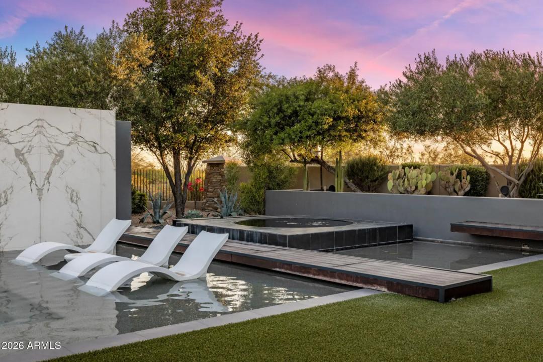 Real Estate Picture 45