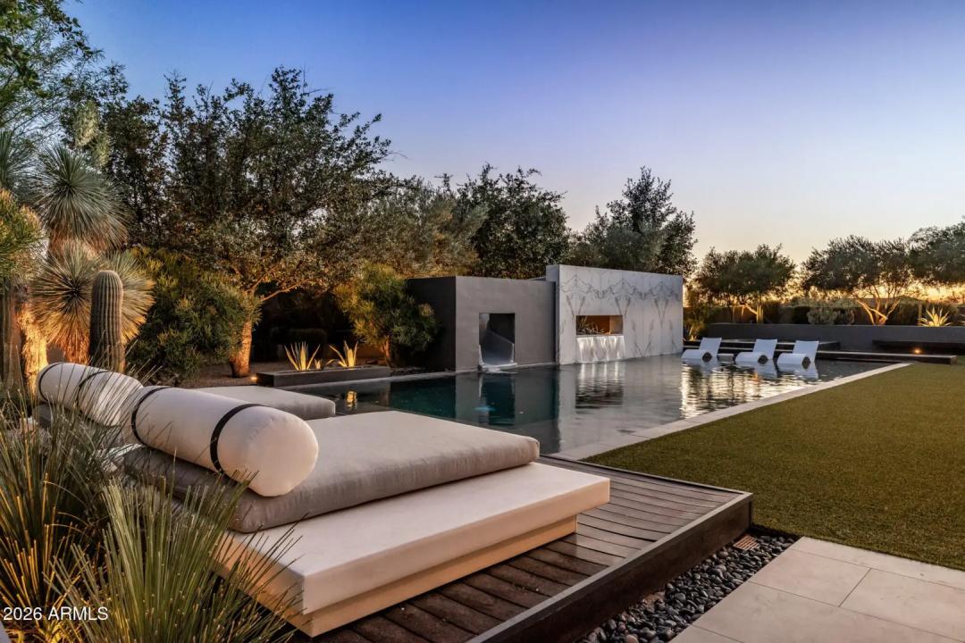 Real Estate Picture 46