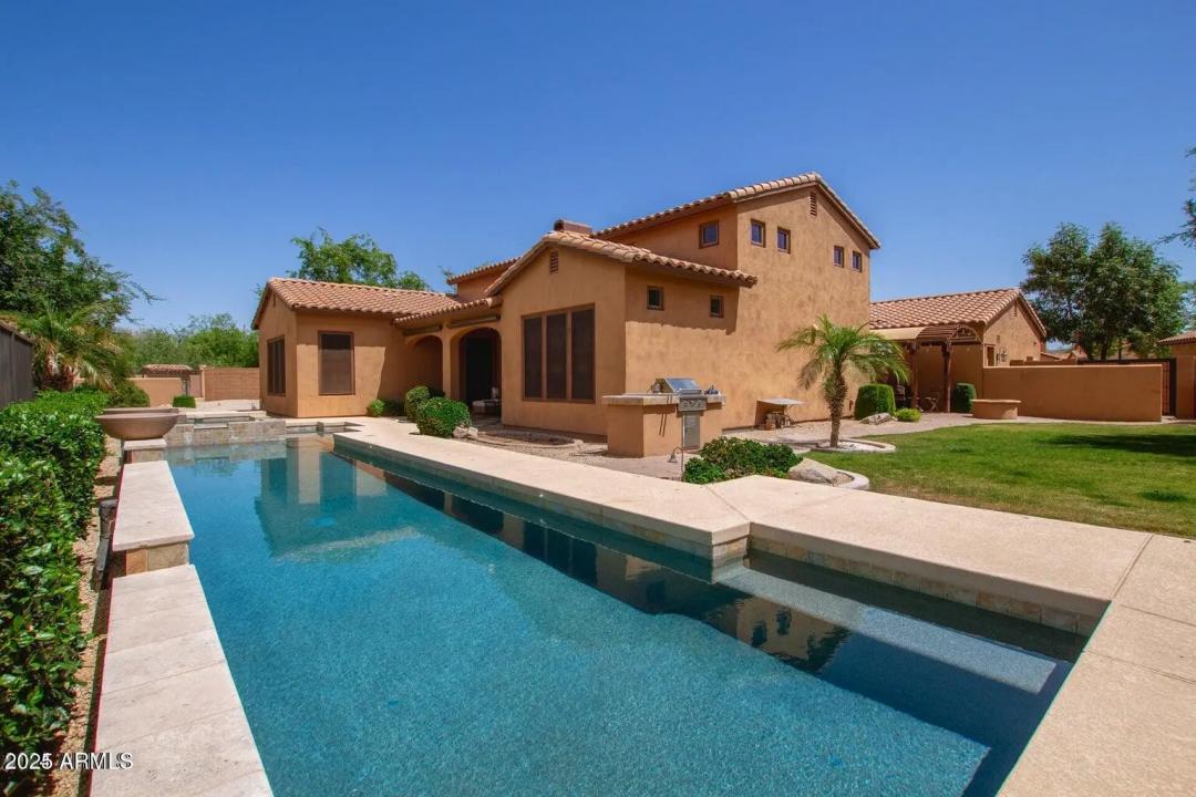 Real Estate Picture 1