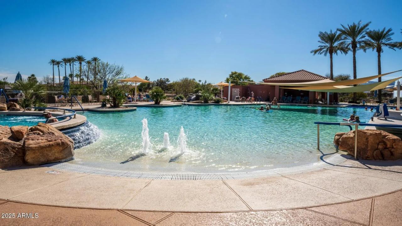 Real Estate Picture 33