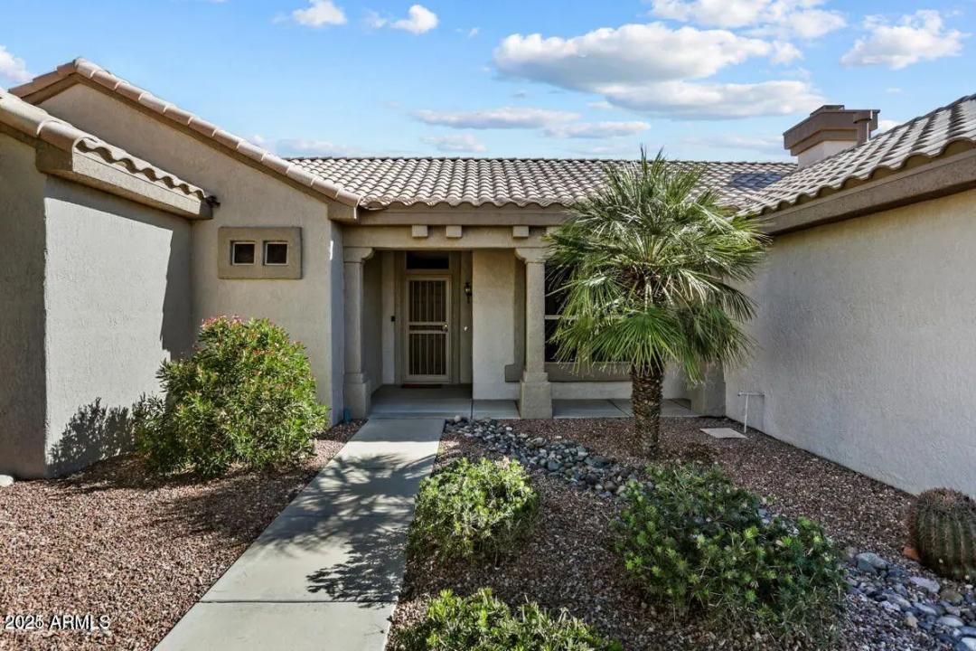 Real Estate Picture 3