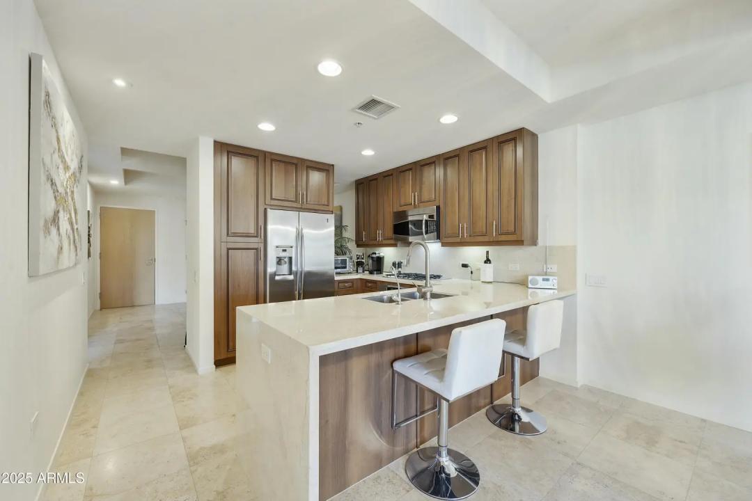 Real Estate Picture 6
