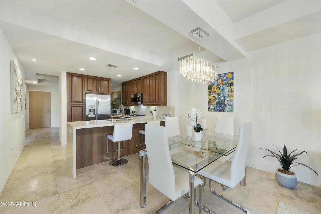 Real Estate Picture 8