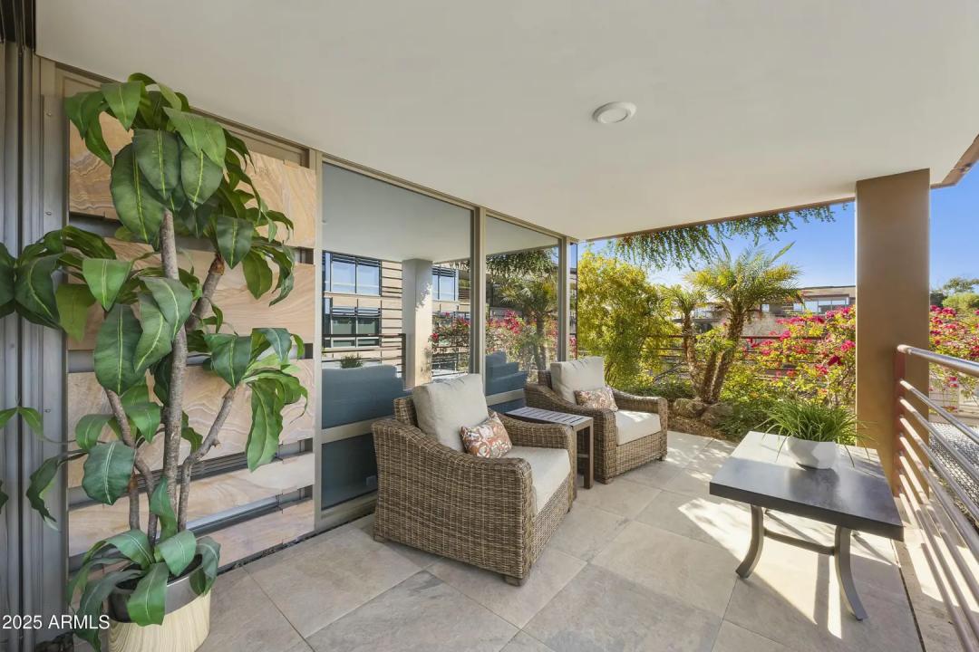 Real Estate Picture 13