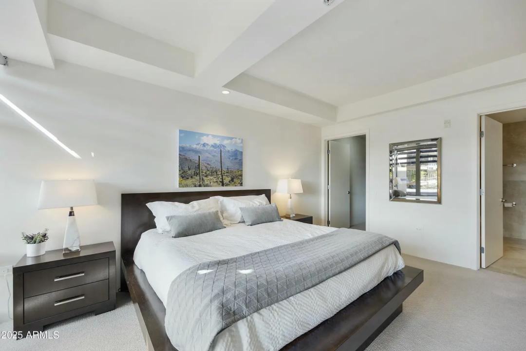 Real Estate Picture 15