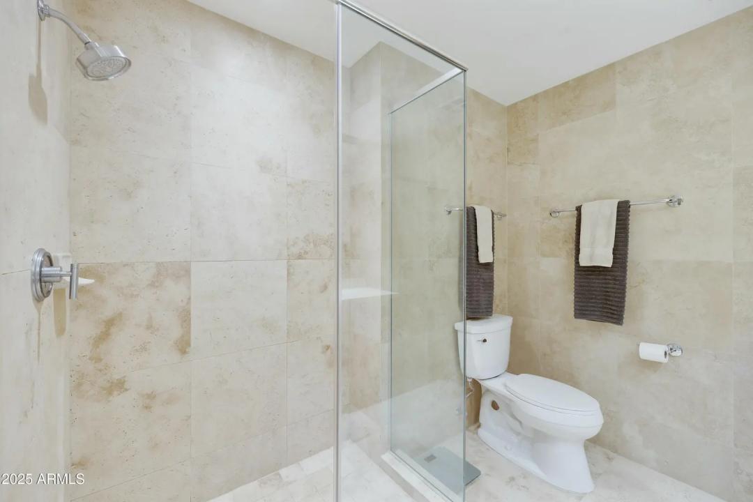 Real Estate Picture 17