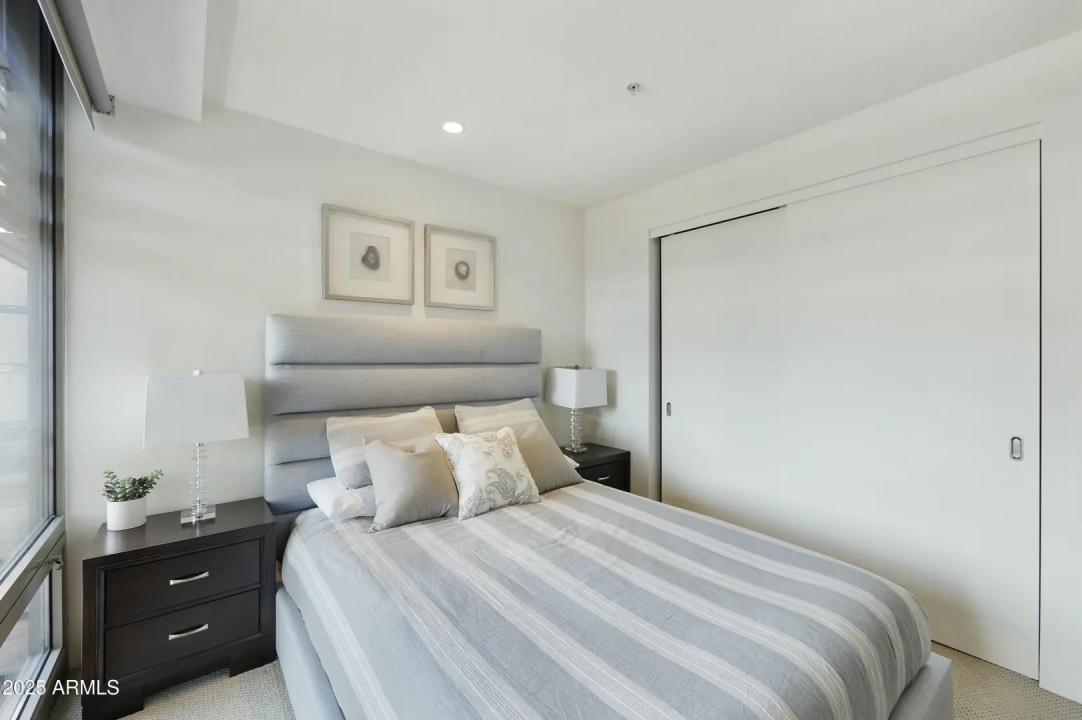 Real Estate Picture 19