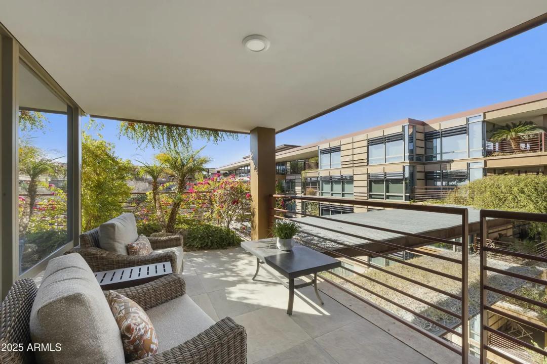 Real Estate Picture 23