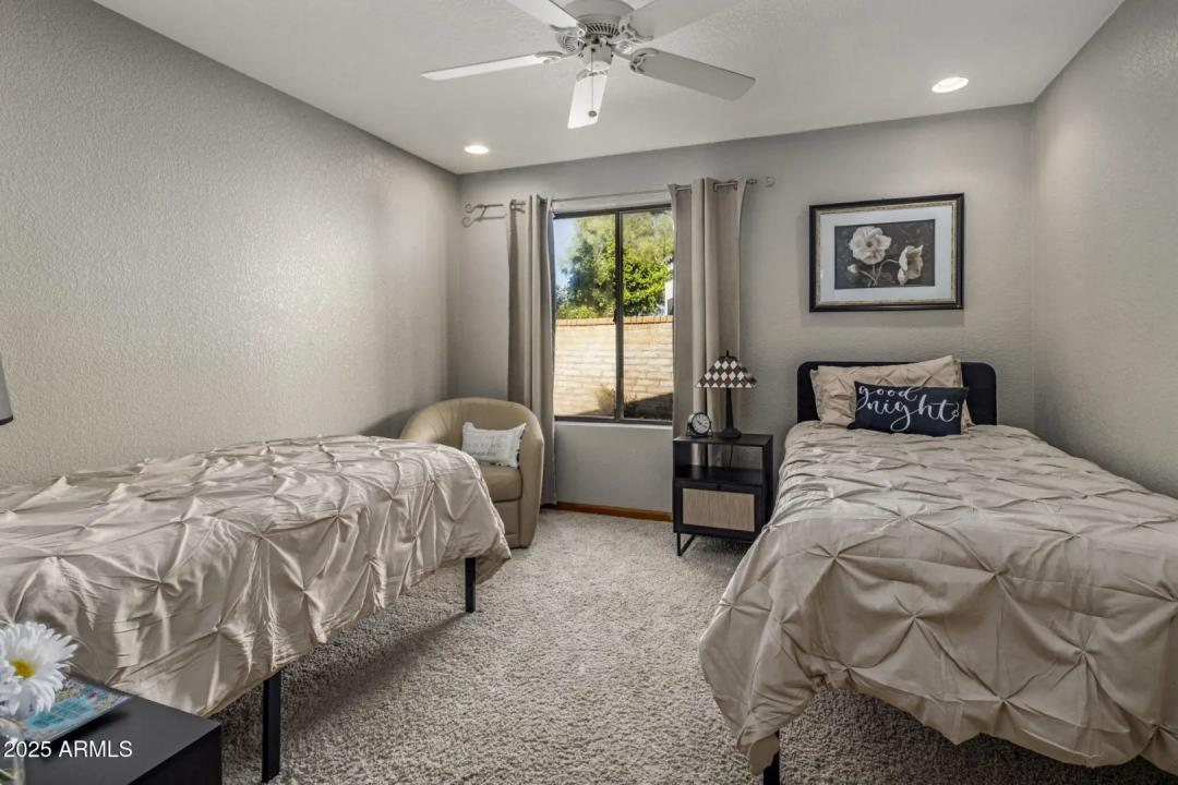 Real Estate Picture 22