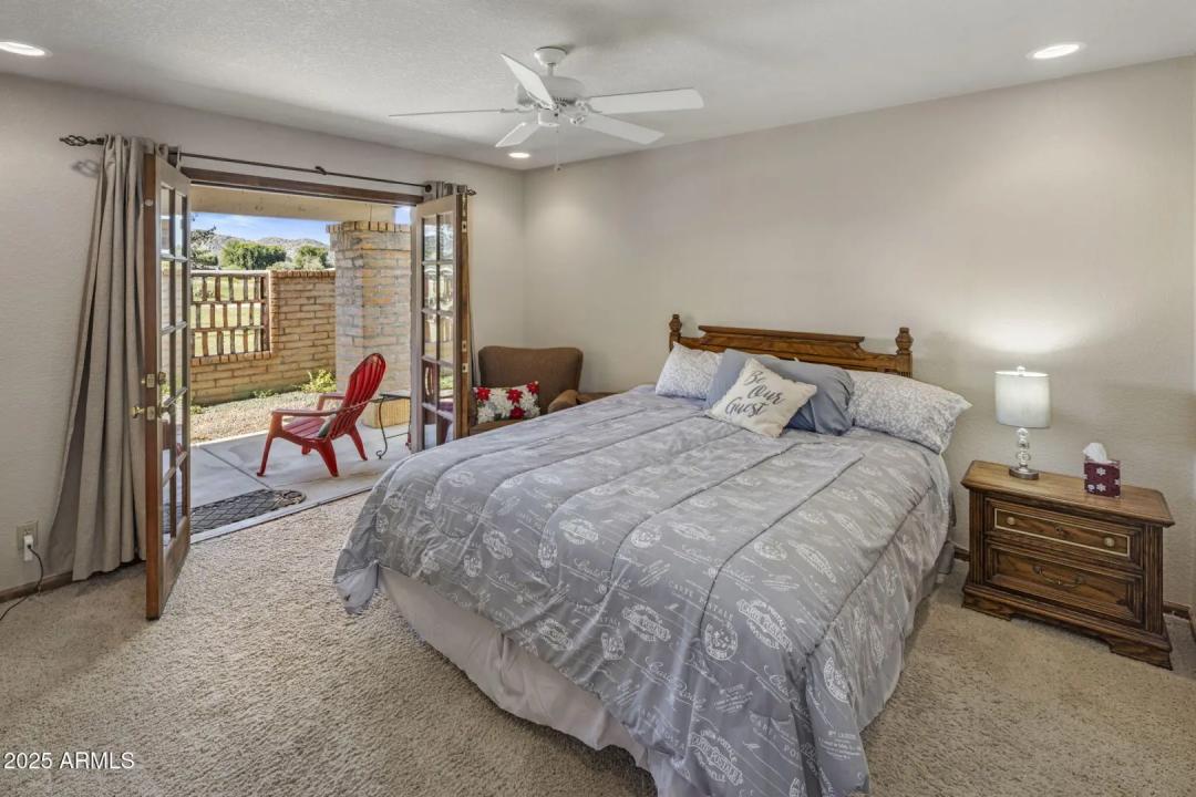 Real Estate Picture 24