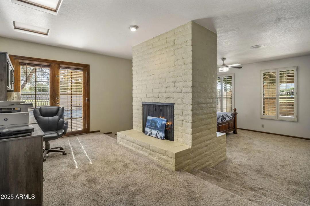 Real Estate Picture 19