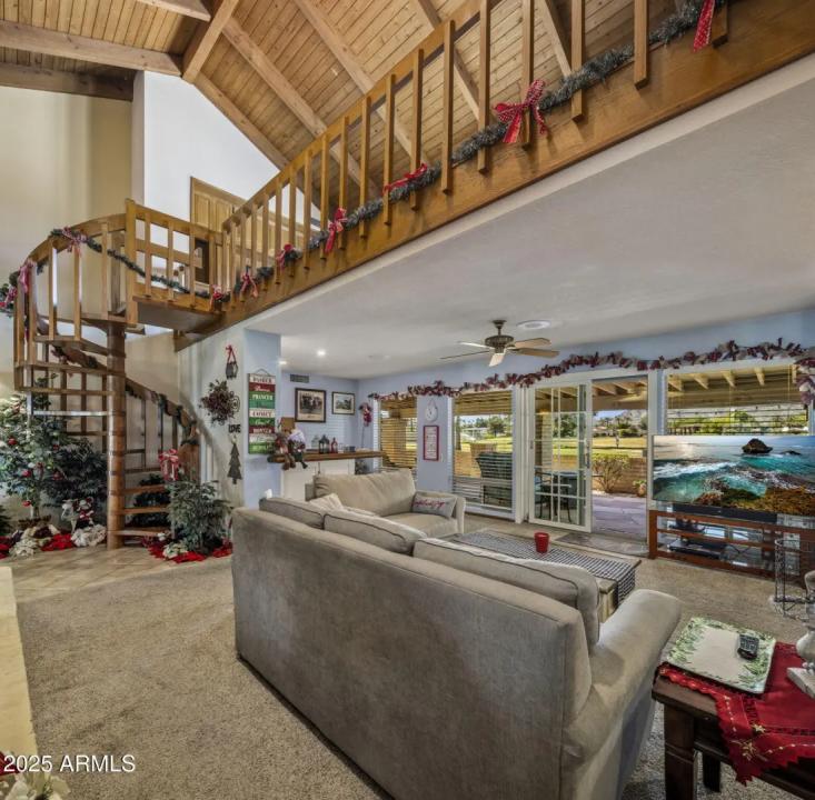 Real Estate Picture 13